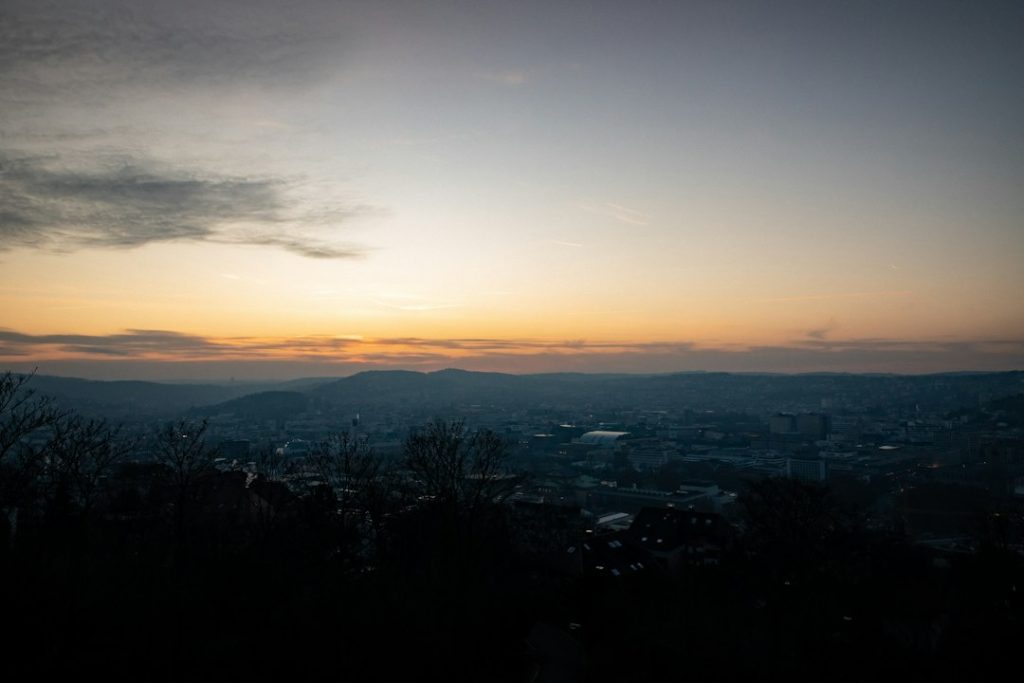 Panorama de Stuttgart au coucher du soleil